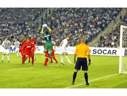 İnter Neftçi’yi Kendi Evinde Yendi: 1- 3