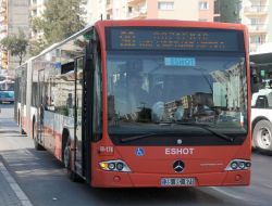 İzmir'de Toplu Ulaşımla Taşınan Yolcu Sayısı 1,5 Milyon