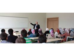 Erzincan Üniversitesi 16 Bin Öğrenci İle Ders Başı Yaptı