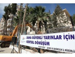 Kentsel Dönüşüm Projesi Kapsamında Askeri Lojman Yıkımı Gerçekleştirildi