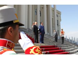 Putin 30 Yıllık Askeri Üs Anlaşması İmzaladı