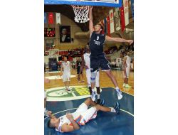 Anadolu Efes Finalleri Garantiledi