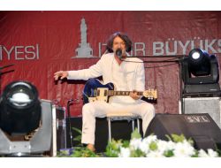 8. Balkanlılar Halk Oyunları Festivali’nin Açılış Konserini Bregoviç Verdi