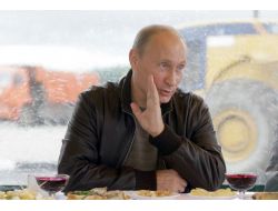 Putin 60’ına Girdi, Popülaritesi Yüzde 70’in Üzerine Çıktı