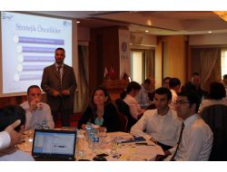 İzmir Bilgi Toplumuna Dönüşüyor