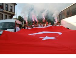 Bbp'den Şehitler İçin Mehterli Yürüyüş