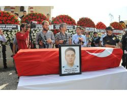 Konyalılar Şehit Polisi Uğurladı!