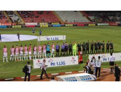 Sönen Işıklar, Samsunspor-denizlispor Maçını Erteletti