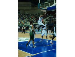 Antalya Büyükşehir Belediyespor: 72 - Aliağa Petkim: 67