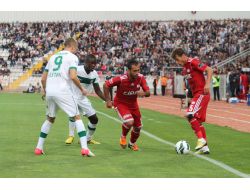 Sivasspor: 0 - Bursaspor: 1 (İlk Yarı)