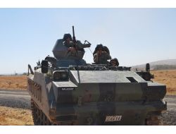 Suriye Sınırına Uçaksavar Ve Askeri Personel Sevkiyatı