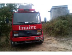 İTFAİYE KÖYLERE SU DAĞITIYOR