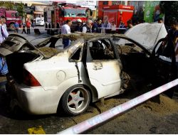 Yeni Evlenen Çift Alevlerin Arasında Kaldı