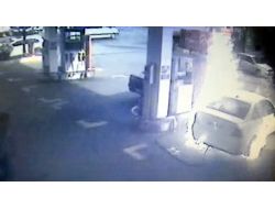 Alevlerin Arasında Böyle Kaldılar