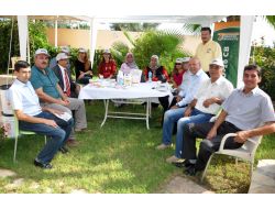 Mersin'de 8 Yıllık Okitsu Mandalina Ağacından 240 Kilogram Ürün Alındı