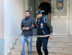 Kız Meselesi Yüzünden Sorun Yaşadığı Arkadaşının Babasını Yaraladı