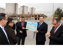 Belediye Başkanı Tiryaki, Meclis Üyeleri Ve Partililerle Şantiyeleri Gezdi