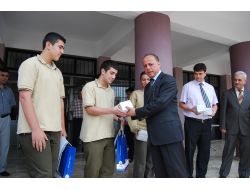 Kozan Fen Lisesi Bilim Olimpiyatları'nda Akdeniz Birincisi Oldu