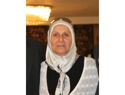 Evinin Önünde Otururken Maganda Kurşunuyla Yaralandı