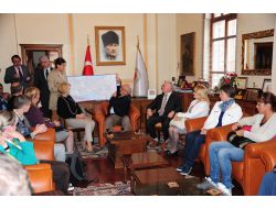 Krasnodarlı Misafirler Başkan Yusuf Ziya Yılmaz’ı Ziyaret Etti