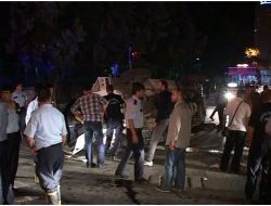 Alkollü Sürücünün Kullandığı Otomobil Polis Aracına Çarptı: 3 Yaralı