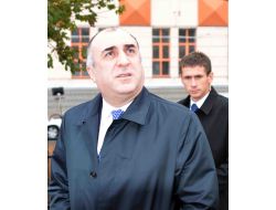 Azerbaycan Dışişleri Bakanı Memmedyarov, Kiev'de