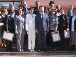 Kadın Sağlığı Eğitim Projesi'nde Görev Alan Hemşirelere Sertifikaları Verildi