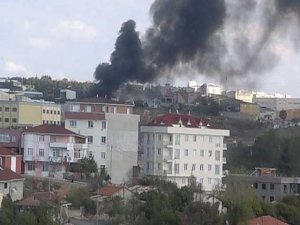 Tuzla'da Fabrika Yangını