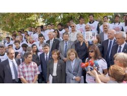 Silivri Raporu Meclis Önünde Protesto Edildi