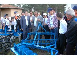 Suşehri Tarım Lisesi Öğrencileri Tarım Aletlerine Kavuştu