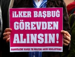 Darbe Karşıtları, Eski Komutanların İfade Verdiği Adliye Önünde 'Günlük' Okudu!