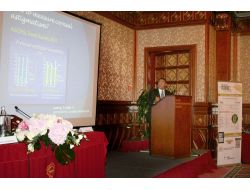 Prof. Dr. Can, İtalya’da 5 Bin Göz Doktoruna Konferans Verdi