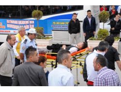 Kız Meselesi Yüzünden Çıkan Tartışmada Bir Öğrenci Bıçaklandı