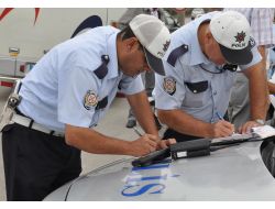 Edirne'de Kış Öncesi Araçlarda 'Kabak Lastik' Denetimi