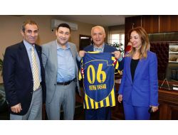 Sarı Lacivertliler, Başkan Yaşar’ı Ziyaret Etti!