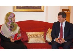 Nobel Ödüllü Yemenli Aktivist Tevekkül Karman, Türk Vatandaşlığına Geçti