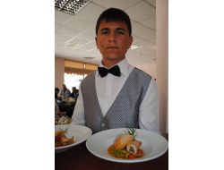 Antalya'da Sezonun Bitmesi Nedeniyle 100 Bin Kişi İşsiz Kalacak