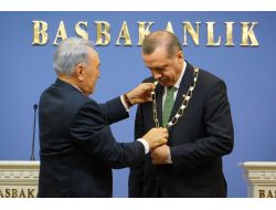 Erdoğan’a Kazakistan'ın Altın Kıran Nişanı Verildi