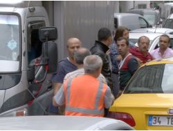 Trafikte Kalan Sürücüler Tekme Tokat Kavga Etti (Özel)