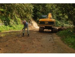 Sağanak Ve Heyelan Maddi Hasara Sebep Oldu