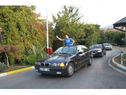 Alex, Evinden Gözyaşları İçinde Ayrıldı