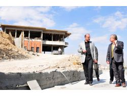 Belediye Başkanı Akgül, İnşaat Alanlarını Yerinde İnceledi