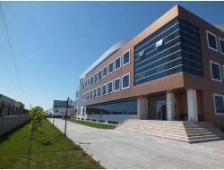 Erdoğan Ve Aliyev'in Temelini Attığı Haydar Aliyev Meslek Lisesi Tamamlandı