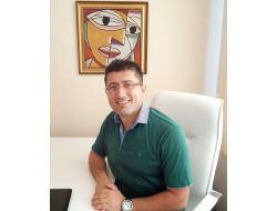 Opr. Dr. Çakır: Yüzdeki Üzgün Ve Yorgun İfadelerden Kurtulmak Mümkün