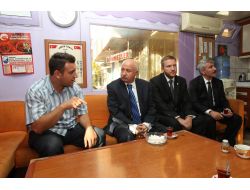 Vali Yüksel'den Taksi Durağına Ziyaret