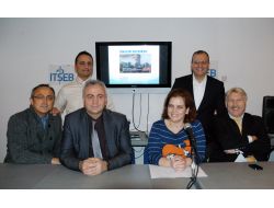 Türk Doktorların İngiltere'de Görev Yapabilmeleri İçin Girişim Başlatıldı