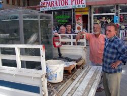 Bafra'da Canlı Somon Balığı Satılıyor