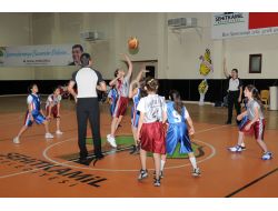 Şehitkamil Basketbol Cumhuriyet Kupası Turnuvaları Başladı