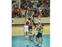 Erdemir: 78 - Fenerbahçe Ülker: 83