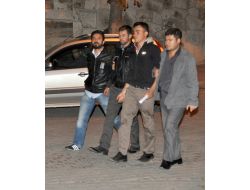 Akü Hırsızları Tutuklandı